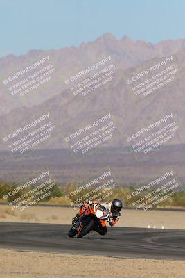 media/Dec-15-2023-Apex Assassins (Fri) [[91f19fb1c7]]/Trackday 1/Session 2 (Turn 4 Entry)/